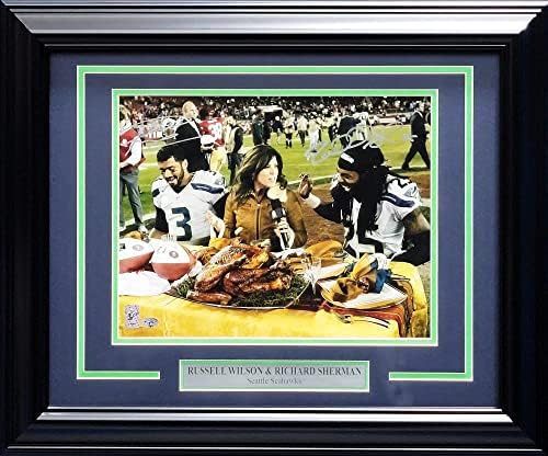 Снимка на Ръсел Уилсън и Ричард Шърман с автограф в рамка с Размер 11x14 за Деня на благодарността Seattle Seahawks срещу 49ers RS & RW Holo #37294 - Снимки NFL с автограф